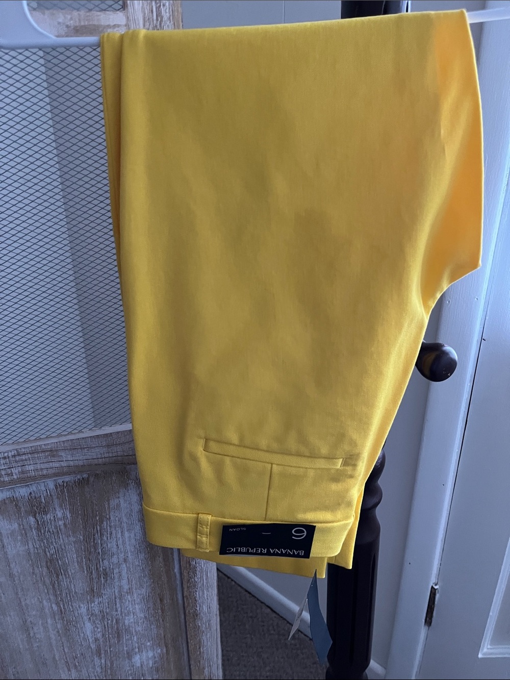 Banana Republic Bright Yellow women’s pants